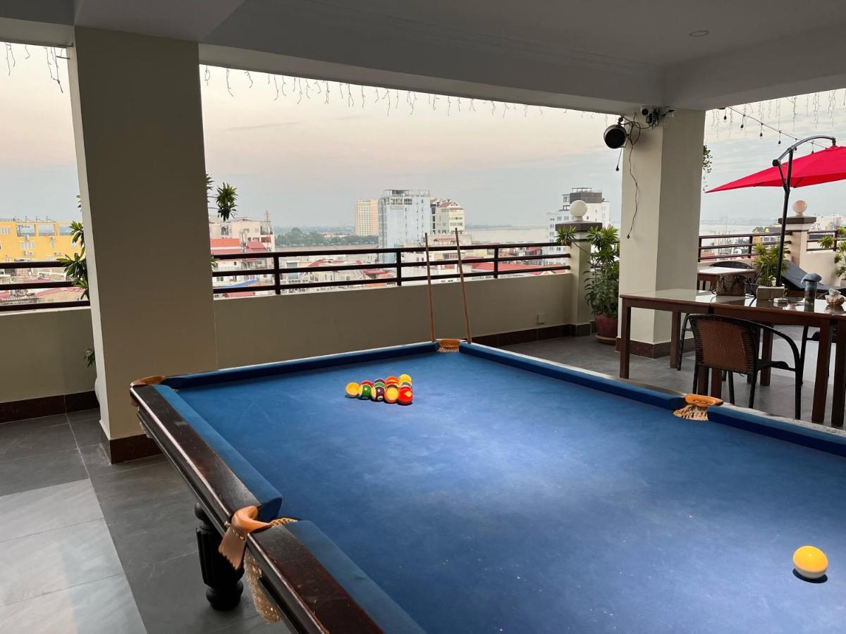 Queenwood Hotel Phnom Penh Exteriör bild