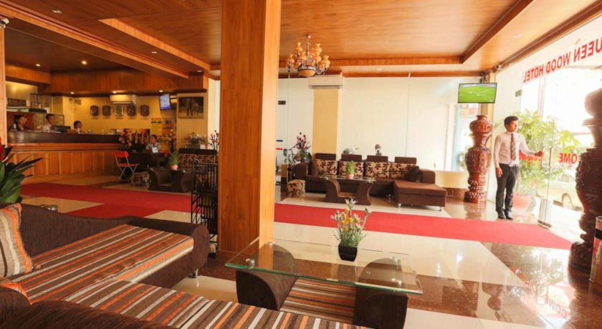 Queenwood Hotel Phnom Penh Exteriör bild